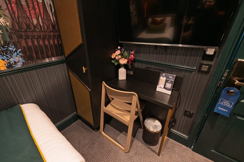 Hyde Park Green Hotel — Single No Window